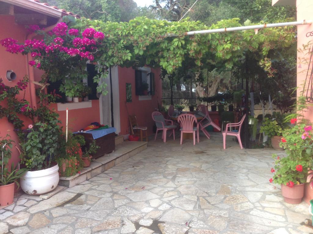 Athina Studios Paleokastritsa Exteriör bild