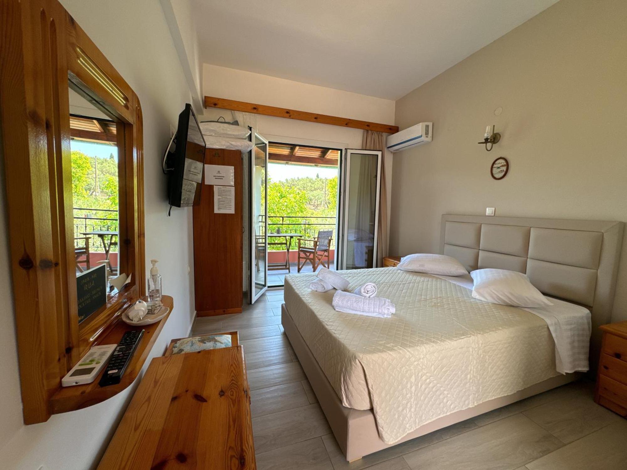 Athina Studios Paleokastritsa Exteriör bild